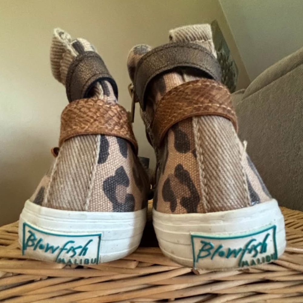Blowfish High-Top Sneakers 8.5